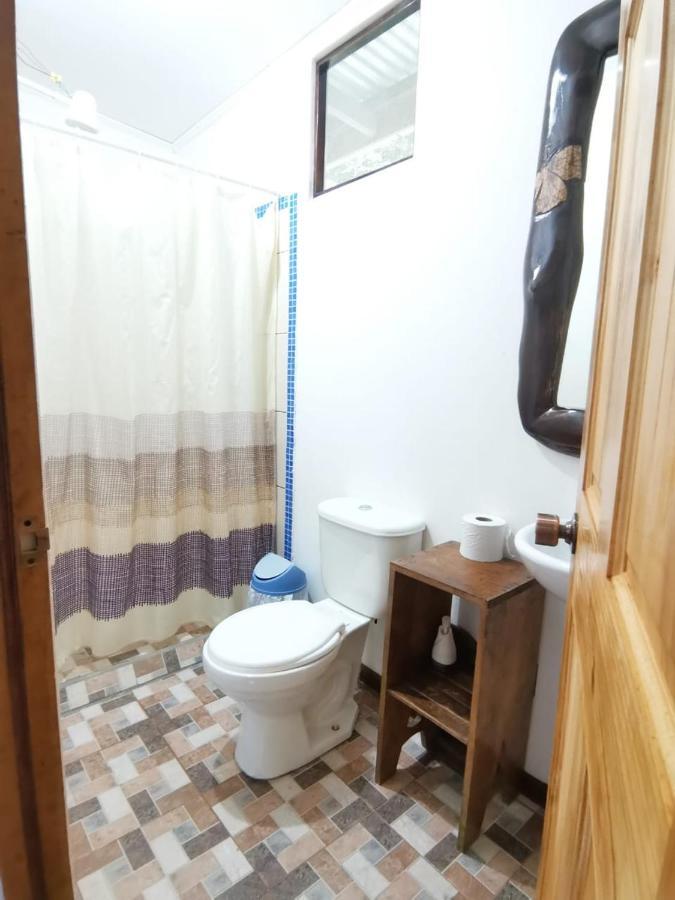 Casita Happy Feet And Tours Corcovado Hotel Drakes Bay Exterior foto